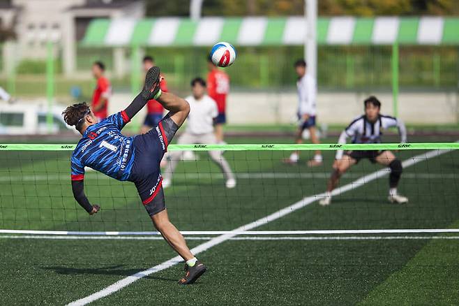 사진=족구투윈 페이스북 발췌