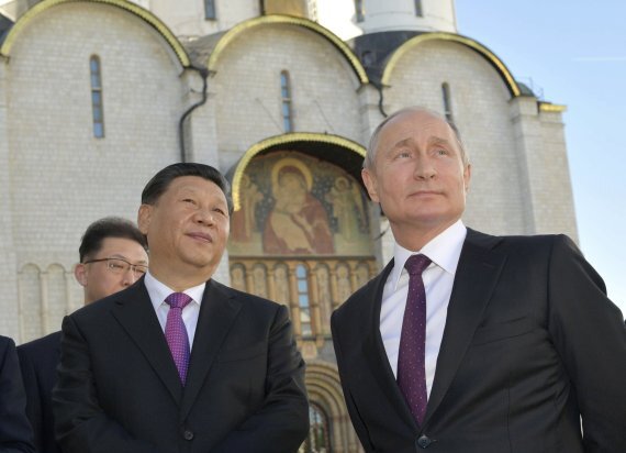 2019년 6월 시진핑 중국 국가주석과 블라디미르 푸틴 러시아 대통령의 정상회담. AP뉴시스