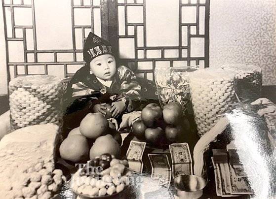 윤석열 전 검찰총장 돌사진.