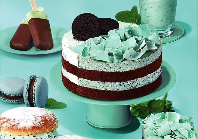 파리바게뜨 ‘민초반 쿠키반 케이크’