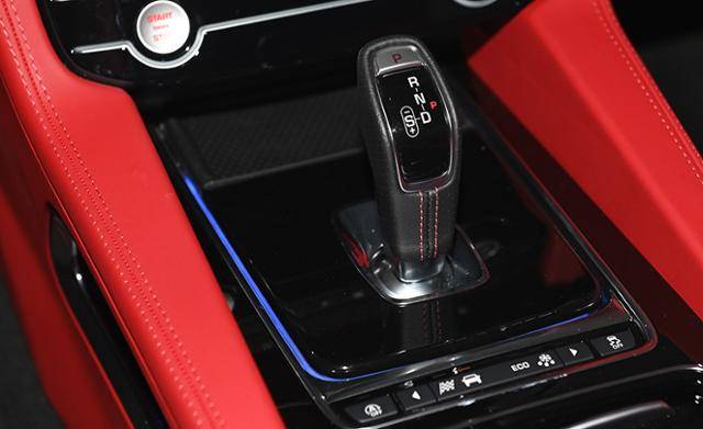 재규어 F-페이스 SVR 시승기