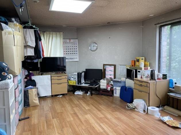 청소노동자 A씨가 숨진 채 발견된 기숙사 청소노동자 휴게실.