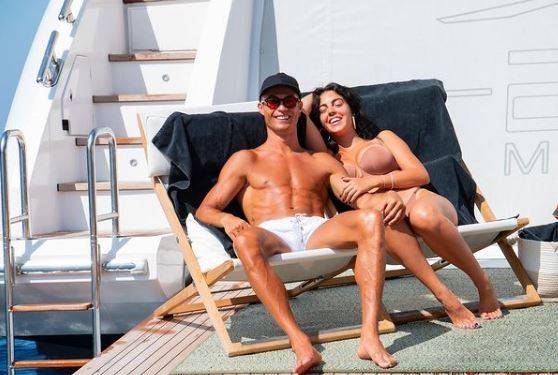 왼쪽부터 호날두, 조지나. 조지나 인스타그램 캡처