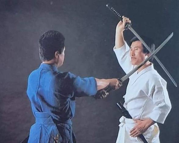 생전(1984년쯤으로 추정)의 김재일 전 경기도검도회장(오른쪽) [제자 고동수씨 제공]