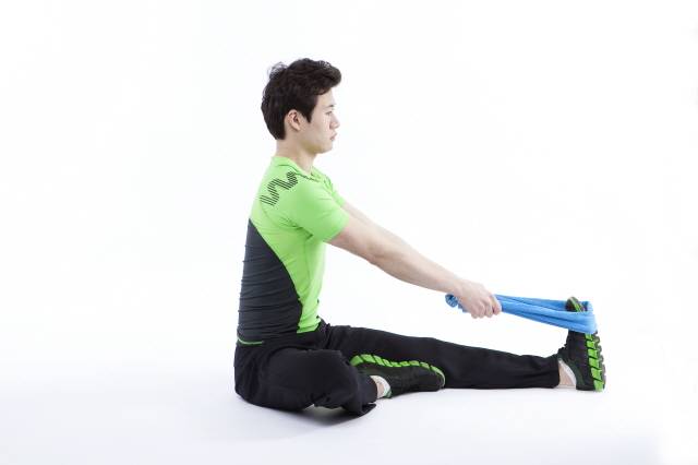 발바닥 스트레칭/사진=강남나누리병원 제공