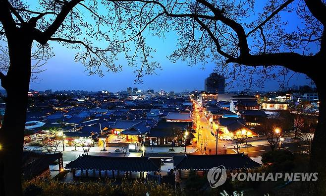 전주 한옥마을 야경 [연합뉴스 자료사진]
