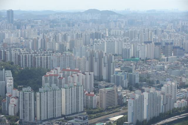 서울 아파트 전경./연합뉴스