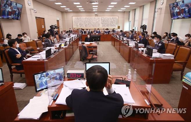 법사위 전체회의 [연합뉴스 자료사진]