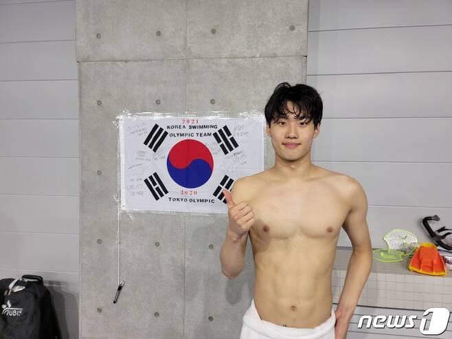 황선우가 25일 2020 도쿄 올림픽 자유형 200m 예선에서 한국 신기록을 수립했다.(올댓스포츠 제공) © 뉴스1