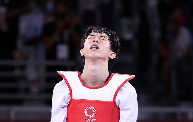 ▲ 세계랭킹 1위들이 떨어졌다. 이대훈(위)과 장준 ⓒ 연합뉴스