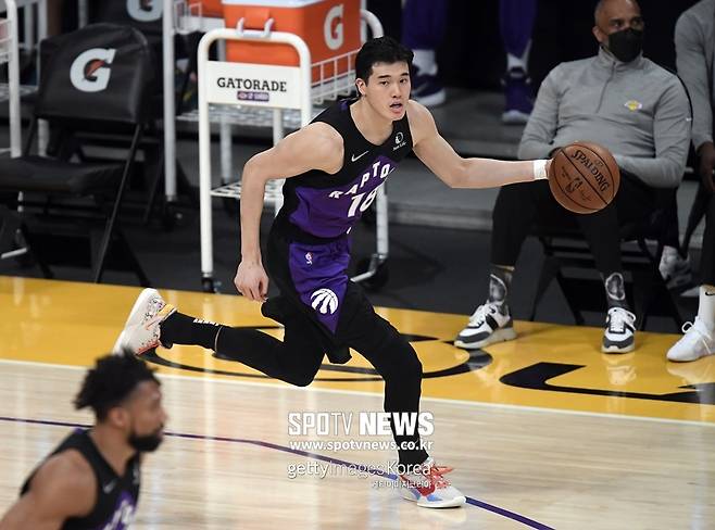 ▲ 지난 시즌 NBA 토론토 랩터스에서 식스맨으로 활약한 와타나베 유타.