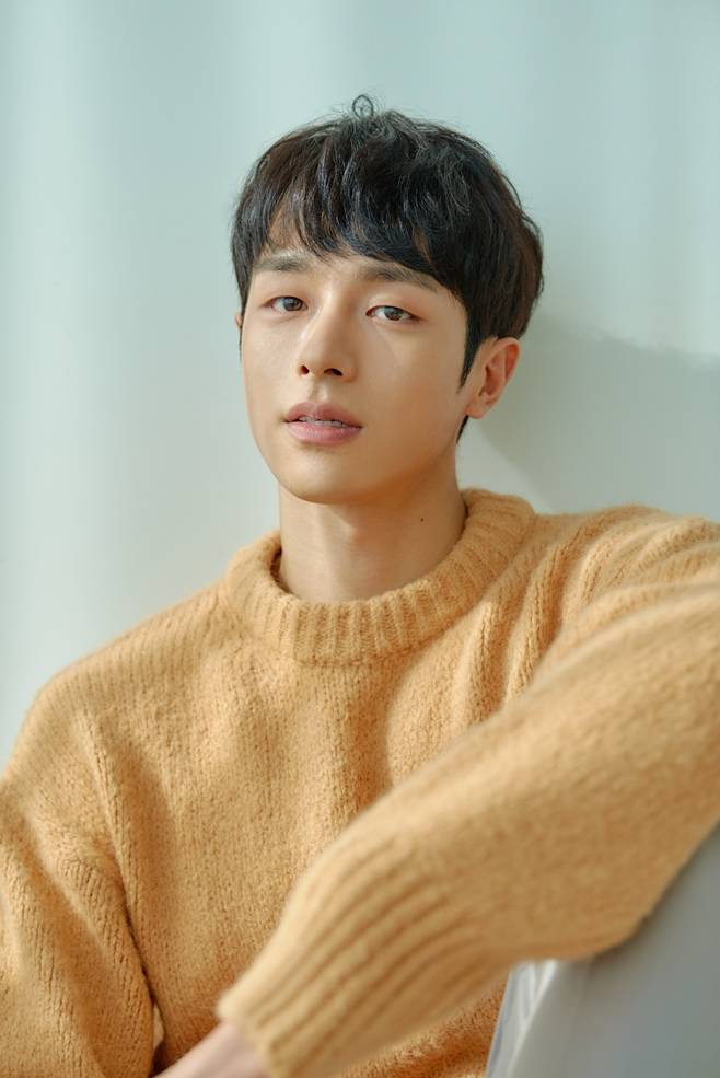 밥이 되어라, 권혁