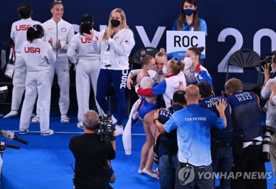 바일스 빠진 미국과 ROC(러시아올림픽위원회) 희비 교차
[로이터=연합뉴스]