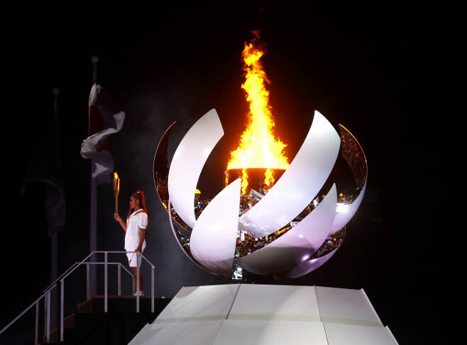 지난 23일 열린 2020 도쿄올림픽 개회식에서 마지막 성화 봉송 주자로 올라있다. 로이터연합뉴스