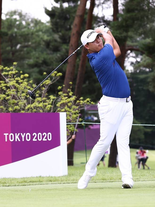 ▲ 김시우가 30일 일본 사이타마 가스미가세키 컨트리클럽에서 열린 도쿄올림픽 골프 남자 2라운드에서 티샷을 하고 있다. ⓒ연합뉴스