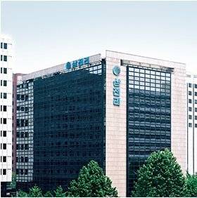 서울 여의도에 위치한 도시가스사 삼천리 본사 모습. 삼천리는 인천 남·연수구, 중·동·남동구 일부, 경기 부천· 시흥·안산·안양·광명·의왕·군포·수원·화성·용인·안성·평택·오산시에 도시가스를 공급한다. 자료=한국도시가스협회