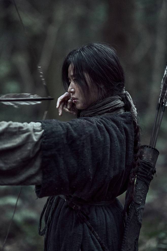 A scene from Netflix’s new episode “Kingdom: Ashin of the North” starring Jun Ji-hyun (Netflix)