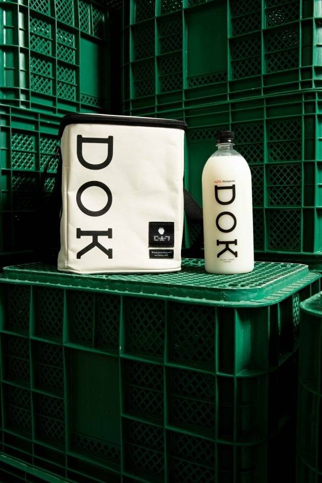 △ 양조 전 3일 내에 도정한 쌀을 사용해 신선함이 살아 있는 DOK막걸리.