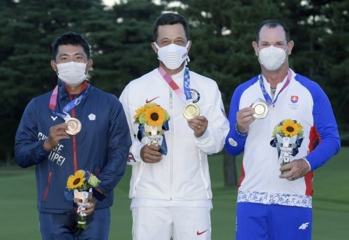 판청충(왼쪽), 잰더 셔필리(가운데), 로리 사바티니가 도쿄올림픽 메달리스트가 됐다. [사진=IGF]