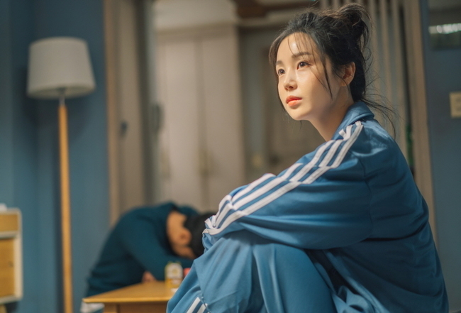 You are my spring Nam Gyu-ri transforms into a top actor Ahn Ga-young into a hatch.In the last episode of TVNs monthly drama You Are My Spring (playplayplay by Lee Mi-na/directed by Jung Ji-hyun/produced by Hwa-An-Dam Pictures), Ahn Gyu-ri was hiding in Kangs house to escape her boyfriend Patrick (Park Sang-nam), who confessed to loving her, and then concluding Kangs as a friend.In addition, Ahn Ga-young told Kang Da-jung about the time when he was so hard and distressed that he thought about divorce and death with Ju Young-do (Kim Dong-wook), and Kang Da-jung said, Are you okay now?It must have been really hard, he said, comforting him.In the meantime, Nam Gyu-ri shows off his pale-colored comic act, breaking down into a time-slip hatching in The Princess - Eternal Princess, a drama in My Spring.Unlike the setting of Princess in the play, Ahn is working on Acting with a princess in a mans jumpsuit.An Ga-young, who was encircled in the incubation Princess, said in a historical tone, Where are you going?Come here, he shouts, as if he is wearing a hanbok skirt, and he smiles with a smile on his mouth.An Ga-young, who has a four-dimensional charm, is unquestionably disturbed and curious about how the transformation of the hatching will be drawn.Nam Gyu-ri captured the scene by drawing the different aspects of top star Ahn Ga-young with a brilliant comic act in the filming of The Princess - Eternal Princess.Nam Gyu-ri burned his enthusiasm by repeating the lines several times for the historical tone of the incubation of the work in the work, and continuing his acting practice.Moreover, Nam Gyu-ri seemed to be mixed with the hatching Princess, and it was interesting to use detail and taste to add to the adverb.Nam Gyu-ri, who continued the comic parade as if it were nothing, endured it and made them laugh as soon as OK Cut fell.