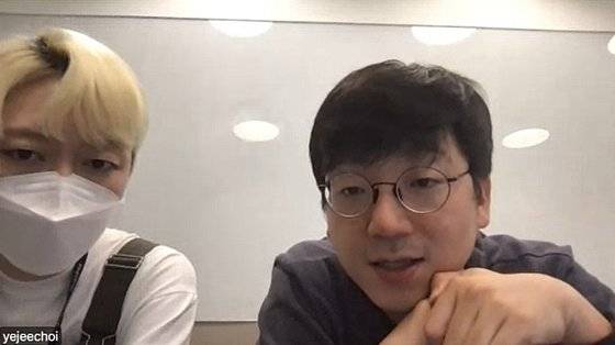 중앙일보는 지난달 12일 AI 이루다 개발사 '스캐터랩'의 김종윤 대표(오른쪽)와 최예지 PM을 화상으로 인터뷰했다. 김정민 기자