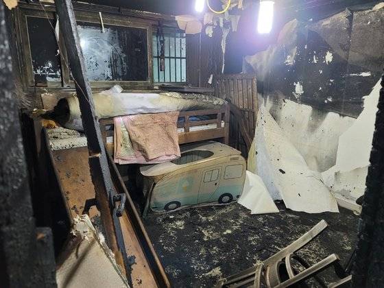 텔뭉 가족이 살던 인천 남동구의 가정집은 뜻밖의 화재로 모든 집기류가 소실됐다. 사진 이준모 목사 제공