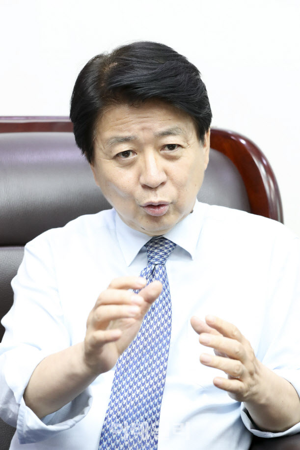 더불어민주당 민주연구원장인 노웅래 의원. (사진=이영훈 기자)