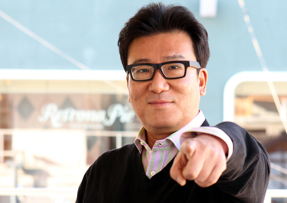 Director Yoon Je-kyun [JOONGANG ILBO]