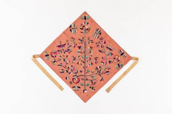 자수 보자기, 허동화 박영숙 컬렉션, 서울공예박물관 소장.[사진 서울공예박물관]