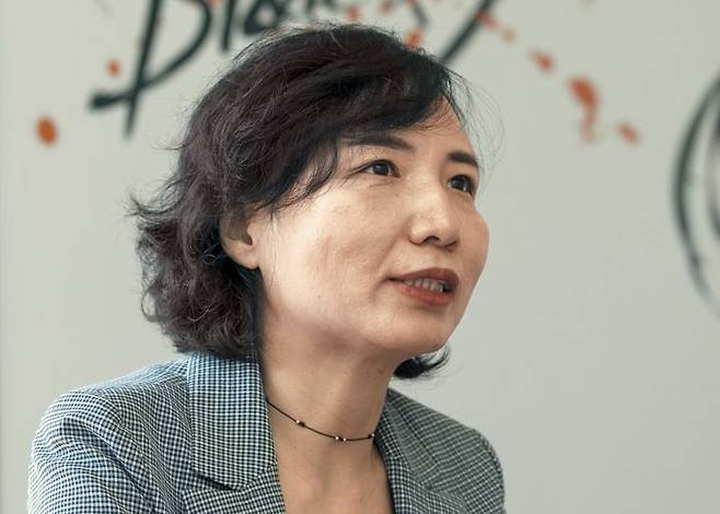 지난달 26일 이연수 엔씨소프트 랭귀지AI랩 실장이 판교 본사에서 본지와 인터뷰를 하고 있다. /박상훈 기자