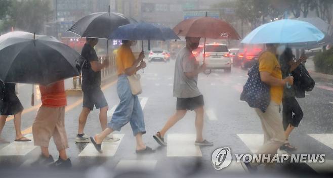 전국에 많은 비 [연합뉴스 자료사진]