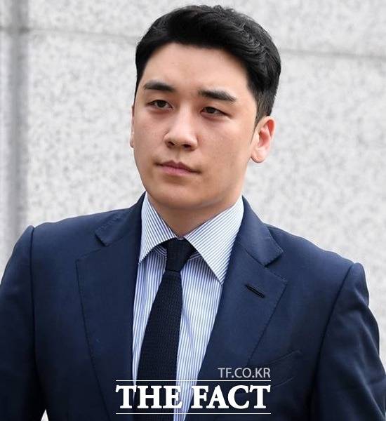 승리는 지난 12일 전역을 한 달 앞두고 55사단 군사경찰대 내 수용소에 수감됐다. 군사법원에서 징역 3년과 추징금 11억5690만 원을 선고받았다. /더팩트 DB