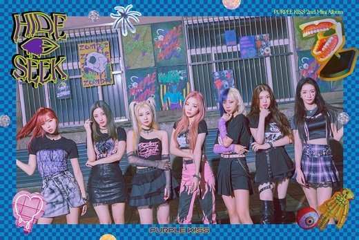 Group Purple Kiss (PURPLE KISS) has released its first group concept photo for the new album.Purple Kiss first unveiled the group concept photo of the second Mini album HIDE & SEEK through the official SNS at 0:00 on the 24th, raising the expectation of fans.Purple Kiss in the public photo poses in a seven-color, seven-color, full-color kitsch look.It has a unique print costume, colorful hairstyle, and colorful accessories, giving a funky yet charismatic reversal.In addition, a Horrific poster with skeletons and bats appears in the concept photo, which stimulates curiosity about what kind of connection to Purple Kiss, which has been transformed into an extraordinary transformation.Purple Kiss will release its second Mini album HIDE & SEEK on September 8th and meet with fans in six months after the debut album INTO VIOLET released in March.Purple Kiss has participated in vocals and performances as well as lyric and composition through two free debut singles and debut albums, and has shown unremarkable musical capabilities.In addition, the complete girl group with choreography ability showed off.In addition, we will build a unique area with a fresh concept, transform into a theme stone through this album, and plan to paint the music industry with purple color with the charm of Purple Kiss.Purple Kiss will return to the second Mini album HIDE & SEEK at 6 pm on the 8th of next month.