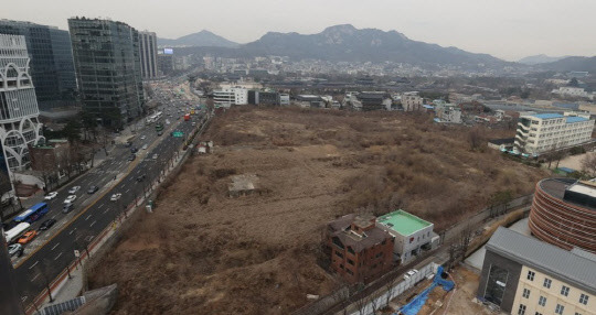 서울 종로구 송현동 대한항공 부지 모습. <연합뉴스>