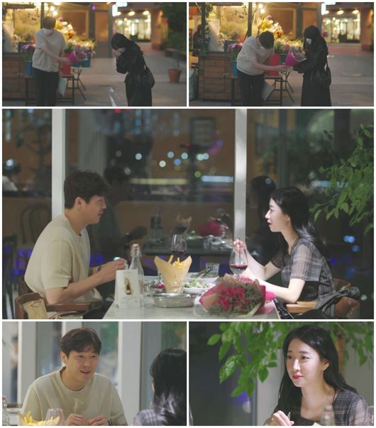 MBN dolsingles Bae Soo-jin is thrilled with Choi Jun-hos surprise flower proposal and emits heart eyes.In the 8th MBN Dolsingles, which airs at 9:20 p.m. on the 29th (today), the last story of the cohabitation of Bae Soo-jin X Choi Jun-ho, a Compliance Couple, who was living together with his four-year-old son Rae Yun and Ian Gun, will be unfolded.On the morning of the last day in the house, the two take Layun and Ian to their own day care center and meet the childrens farewell.The two people who came home quickly organize the childrens goods, and then reveal the mood that has become hotter in the time of the two who have come for a long time and enthusiastically enthusiastic about 4MC.After the evening, the two will go to the last date, and Choi Jun-ho presents flowers on the spot to Bae Soo-jin, who said, I have never received flowers.In addition, Bae Soo-jin expressed his excitement that he likes this so much and the first atmosphere he is born on the romantic date course prepared by Choi Jun-ho.Attention is drawn to whether Choi Joon-hos last criticism, which shot his taste perfectly, moved the mind of Bae Soo-jin before the final selection.Bae Soo-jin X Choi Jun-ho, who escaped from the child-rearing war for a long time, enjoyed the last time of the two and talked deeper, the production team said. Will two people who received great support from fans through the meeting of Single Mom and Single Daddy be able to achieve a happy ending, and watch a movie-like final date?MBN dolsingles episode 8 will air at 9:20 p.m. on the 29th (tonight).dolsingles