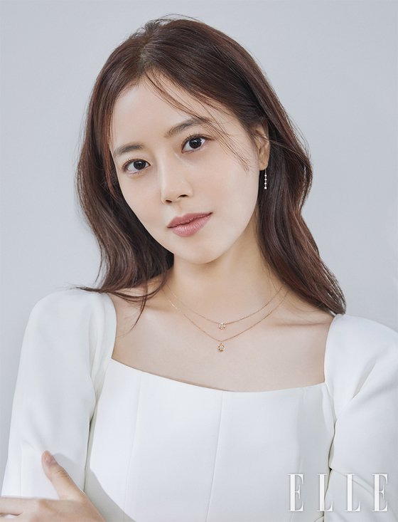 문채원