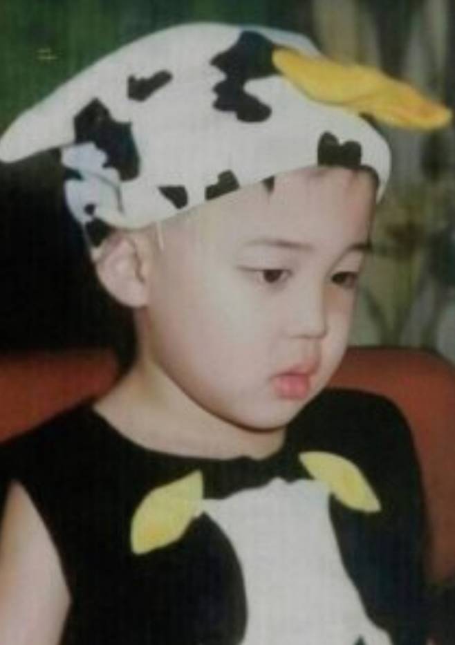 방탄소년단 지민, 가장 귀여운 BTS 어린시절 사진 1위..'큐티 No.1♡'