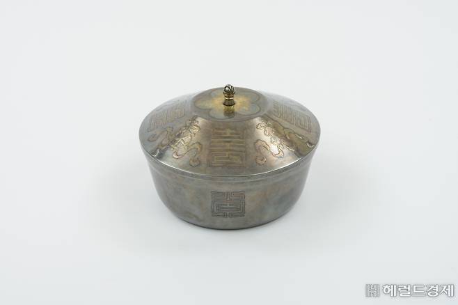 은제이화문합. [서울공예박물관 제공]