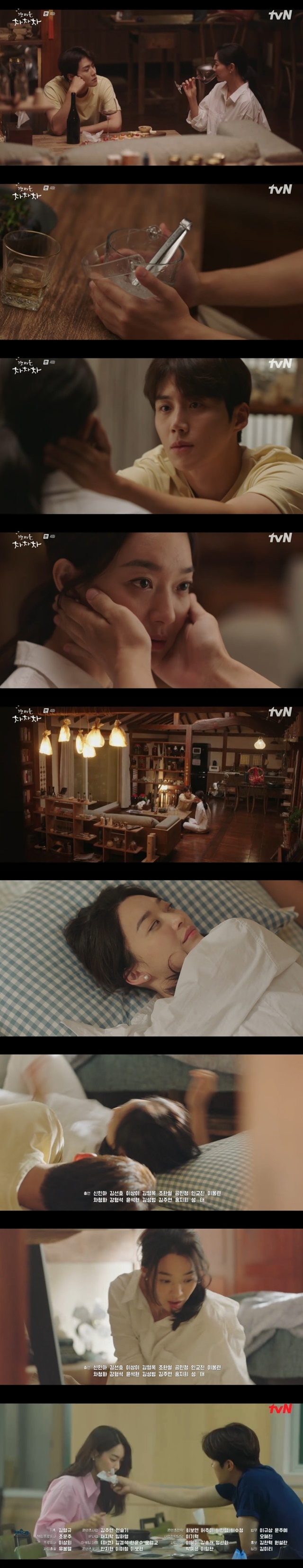 Shin Min-a and Kim Sun-ho drank together and got on the romance rush.Hong Doo-sik (played by Kim Sun-ho) touched the face of Yoon Hye-jin (played by Shin Min-a) in the 4th episode of TVNs Saturday Drama Gang Village Cha Cha Cha Cha Cha (played by Shin Ha-eun/directed Yoo Jae-won) broadcast on September 5.Hong Doo-sik rushed to the news that a molester appeared in the dentistry of Yoon Hye-jin, but caught a molester, and even submitted an indecent camera on the cell phone of the molester picked up by Kim Gam-ri (Kim Young-ok) as evidence to help arrest him.Yoon Hye-jin presented Hong Doo-sik with a wine he loved as a thank-you gesture and did not know what to do.Yoon Hye-jin said at Hong Doo-siks house, Why do you like your house so much?I thought it would smell like a widower, but why are there so many books and LPs? I admired the pictures taken by Hong Doo-sik and his grandfather.I died in middle school, my parents died when I was six years old, and I live alone, Hong said.Hongdusik prepared a snack, and Yoon Hye-jin drank wine and asked, But if you live here alone, is not it lonely? Hongdusik said, I have never thought about it.Everyone here is like a family, and when Yoon Hye-jin asked, Have you ever left? He said, There is. Hong Doo-sik said, There are so many questions, and Yoon Hye-jin allowed the question, Mr. Handy, Mr. Hong ask me one question.So Hong Doo-sik said, Why did you come to the resonance? Not to say that you are going to make money in the country.It was my mothers birthday that day when I was in the resonance, said Yoon Hye-jin, when asked, You dont have to answer it if you dont want to.Its sad that my birthday will be gone and the date will be left after a person dies, he confessed, if my mother was alive, it would have been a happy day.I was on a family trip before my mother died, said Yoon Hye-jin, in resonance. Im really crazy. Im drunk. I think my face is hot.When asked, I am a red face? Hong Doo-sik grabbed the ice bucket and grabbed the face of Yoon Hye-jin and said, Its too hot.Hong Doo-sik and Yoon Hye-jin are drinking wine and talking about the inside.After that, through the epilogue scene at the end of the broadcast, Hong Doo-sik was not surfing on a holiday day that he must keep, but he was racing to catch the molester in the worry of Yoon Hye-jin.
