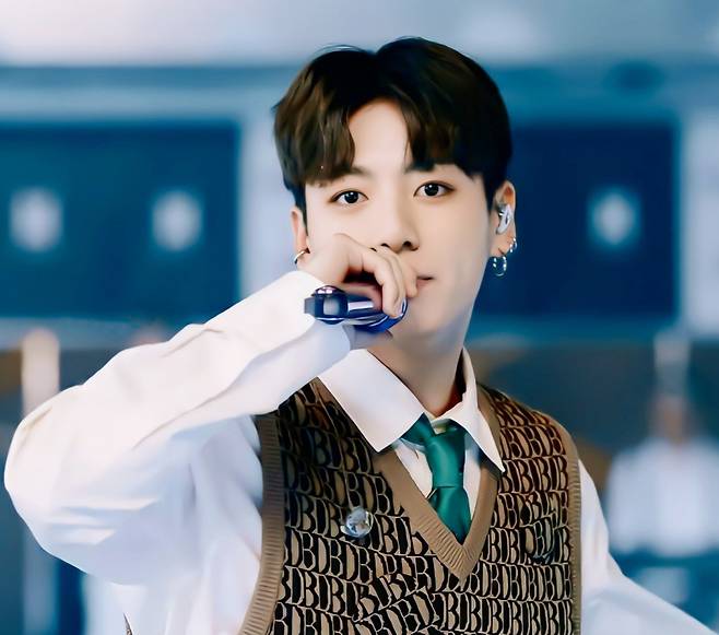 방탄소년단 정국, BBC Radio 1 '귀르가즘' 명품 라이브..명불허전 '보컬킹'