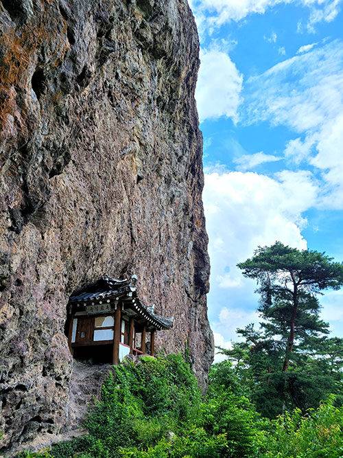 고창 병바위 일원의 두암초당