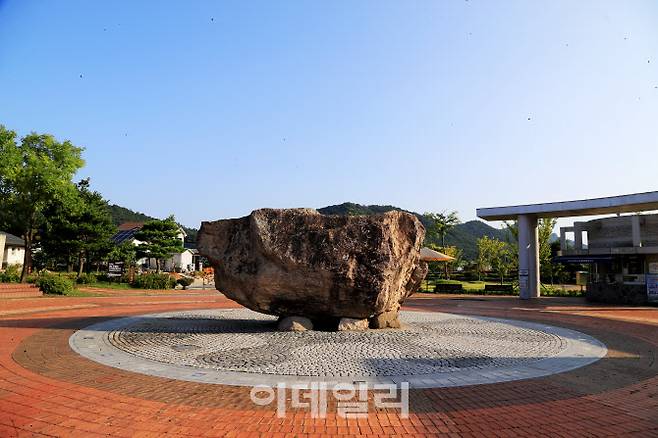 유네스코 세계문화유산으로 등재된 전북 고창의 고인돌 유적지
