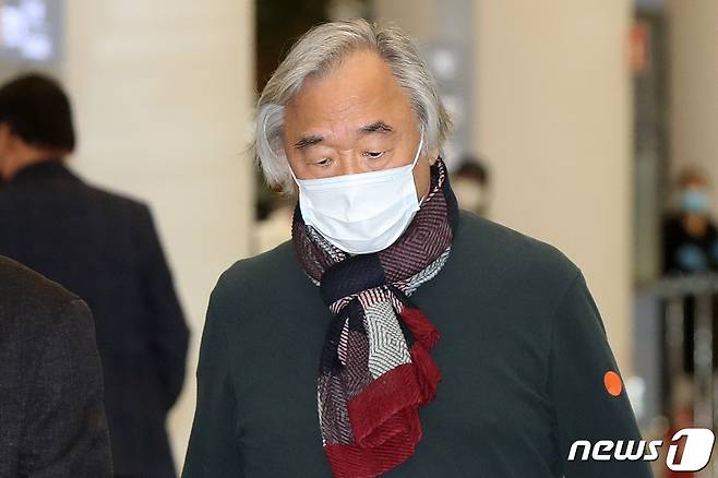 원로배우 윤정희(77)씨의 남편 피아니스트 백건우(75)씨 2021.2.11/뉴스1 © News1 민경석 기자