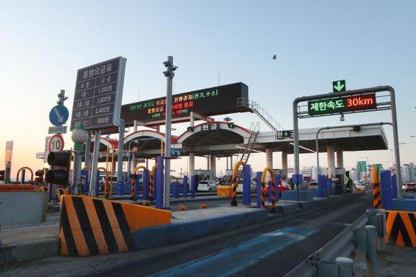 지난 3일 일산대교 요금소.