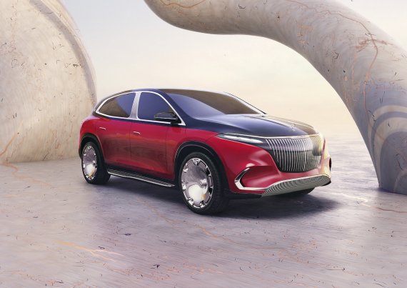 메르세데스-벤츠가 'IAA 모빌리티 2021'에서 공개한 SUV 형태의 마이바흐 EQS 콘셉트카. 메르세데스-벤츠 제공