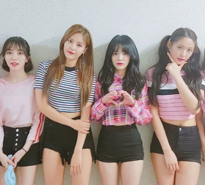 연예부 기자 출신 유튜버 이진호가 AOA 전 멤버 권민아와 신지민 관계에 대해 언급해 주목을 받고 있다. 사진=AOA인스타그램