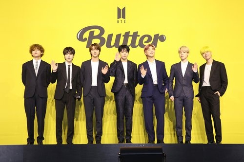 그룹 방탄소년단(BTS) 멤버들이 지난 5월 싱글 ‘버터’ 발매 기념 기자간담회에 참석한 모습. /사진 제공=빅히트뮤직