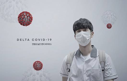 건강한 남자 청소년의 경우 코로나19로 인해 입원할 확률보다 mRNA 백신과 관련된 심근염 부작용이 발생할 확률이 더 높다는 연구 결과가 나왔다