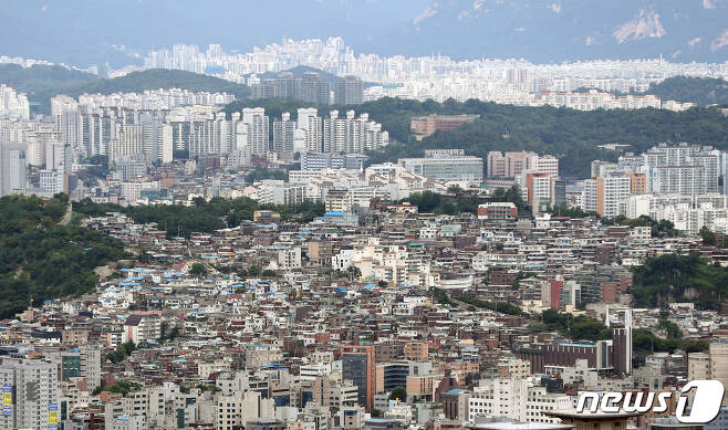 서울 남산타워에서 바라본 주택 모습.(사진은 기사 내용과 무관함) / 뉴스1 © News1