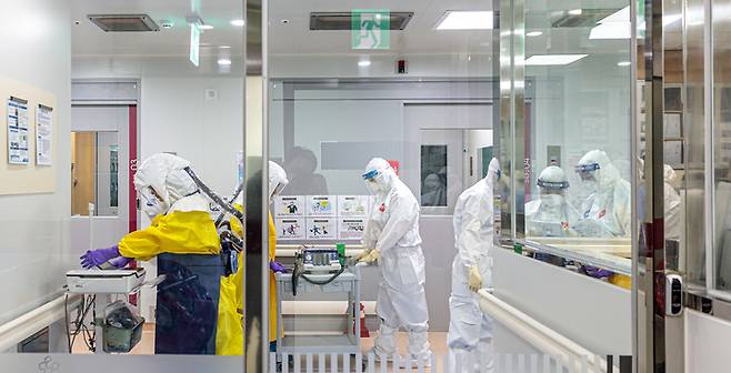 충남대병원이 다음 달 코로나19 음압 중환자 치료 병상 8개를 운영할 예정이다.(사진=충남대학교병원 제공) *재판매 및 DB 금지